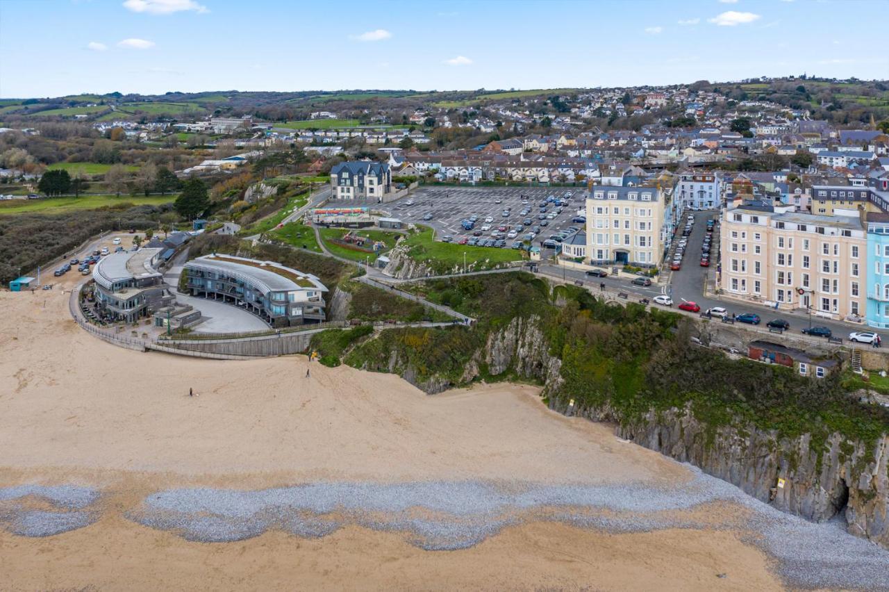 3 South Beach Court - Cosy Seafront Apartment Tenby Exterior photo