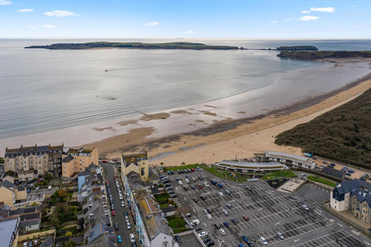 3 South Beach Court - Cosy Seafront Apartment Tenby Exterior photo